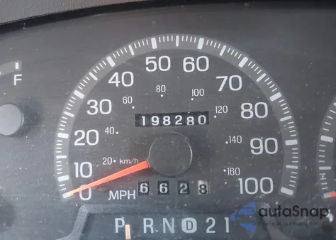 1997 Ford Expedition Eddie Bauer/Xlt from USA, damaged, VIN 1FMEU17L2VLA13463